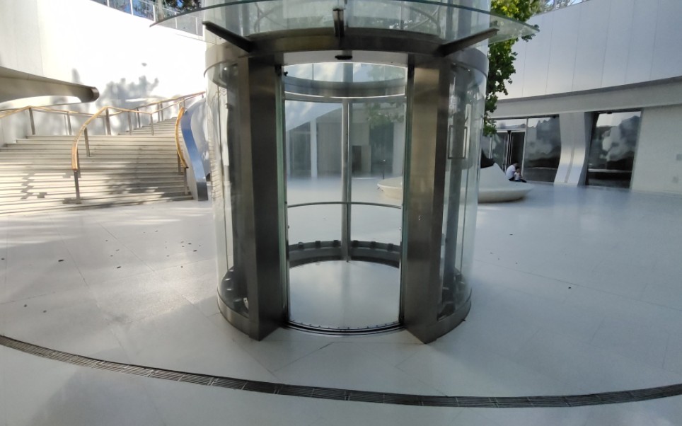【电梯】嘉兴站东南液压圆形观光无障碍电梯(叠的buff好多╭(°a°`)