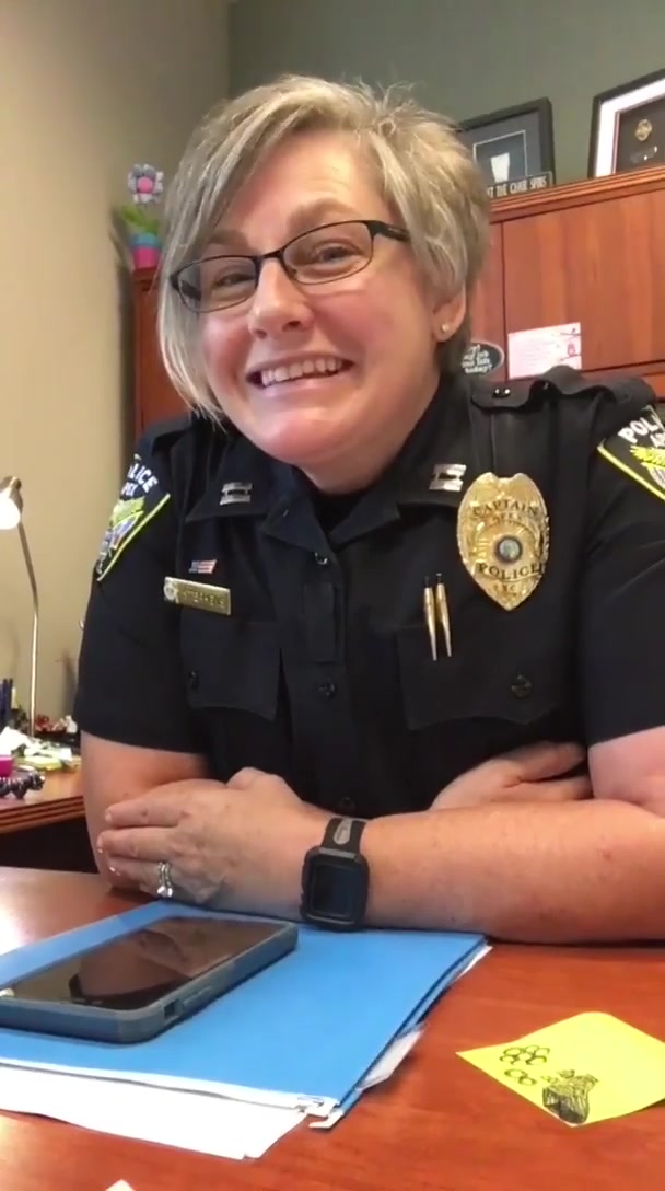 国外电话让我去公安局干什么呢 国外电话让我去公安局干什么呢