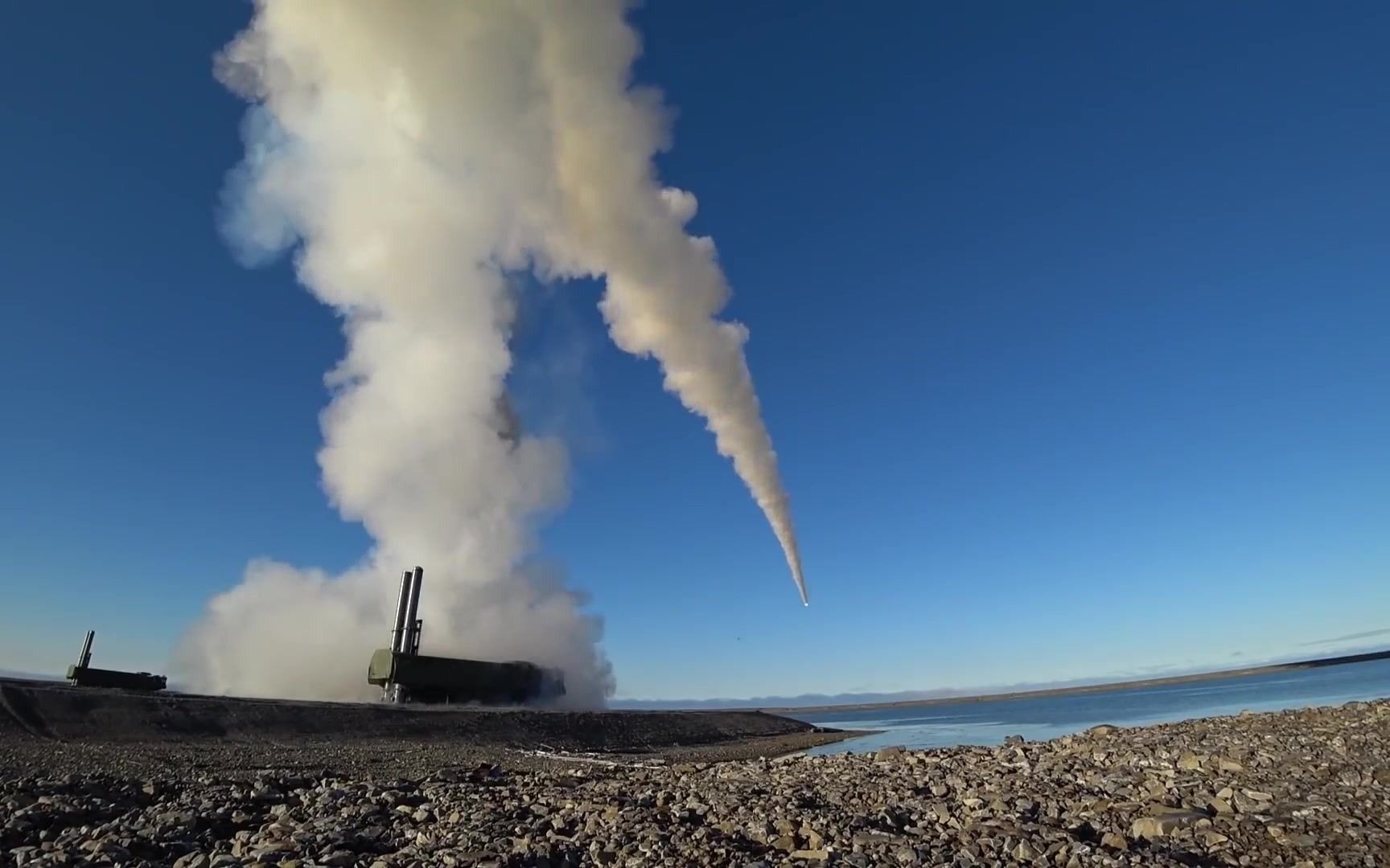 p800缟玛瑙反舰导弹发射视频   宇多田光one last kiss背景音乐_哔哩