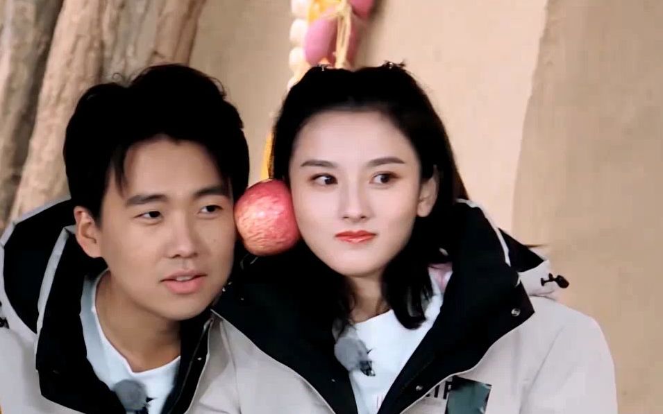 郭麒麟宋祖儿太明目张胆了哈哈哈哈哈甜过初恋的苹果