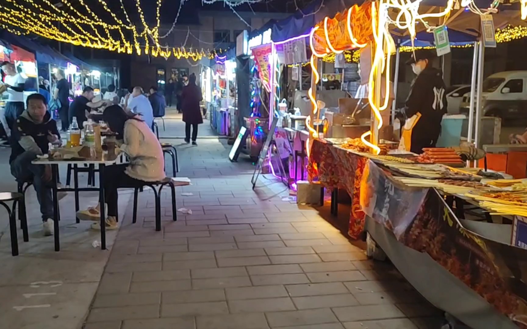 北京夜市热闹图片