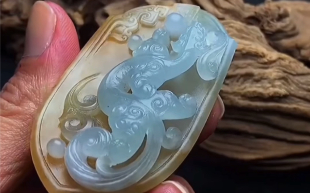 翡翠螭龙仿古牌设计雕刻