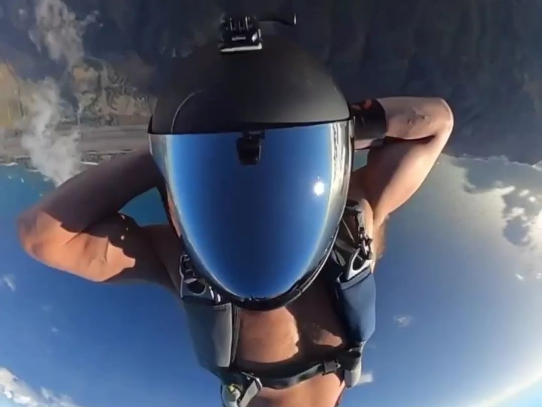 尾崎八项之黄毛天之降诞