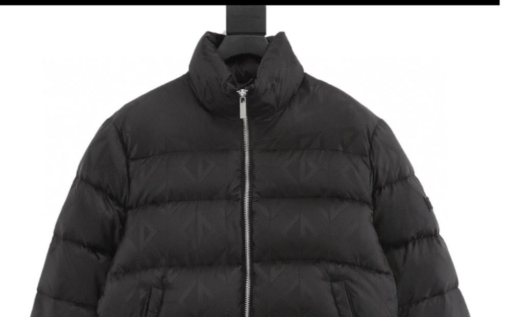 cd迪奥高仿暗纹菱形logo羽绒服