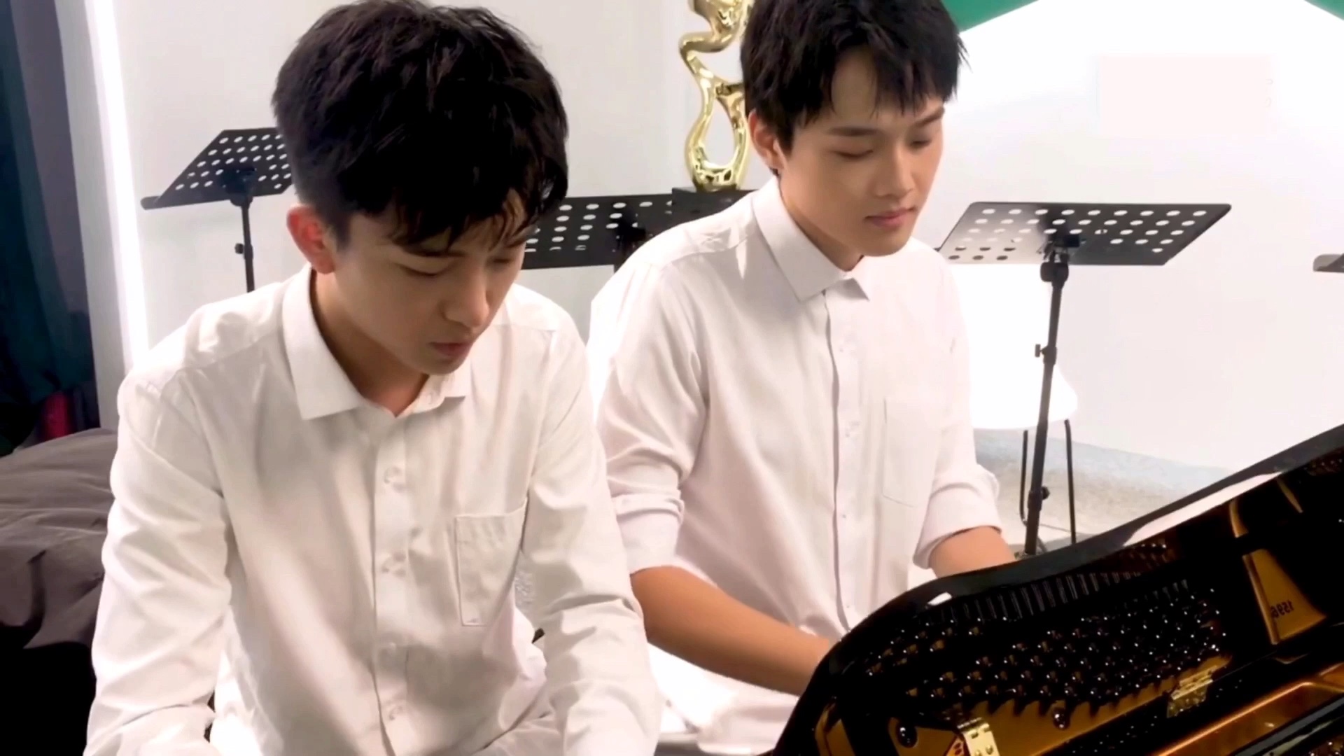 看维也纳和伯克利毫无默契的四手联弹之黄子and高杨篇