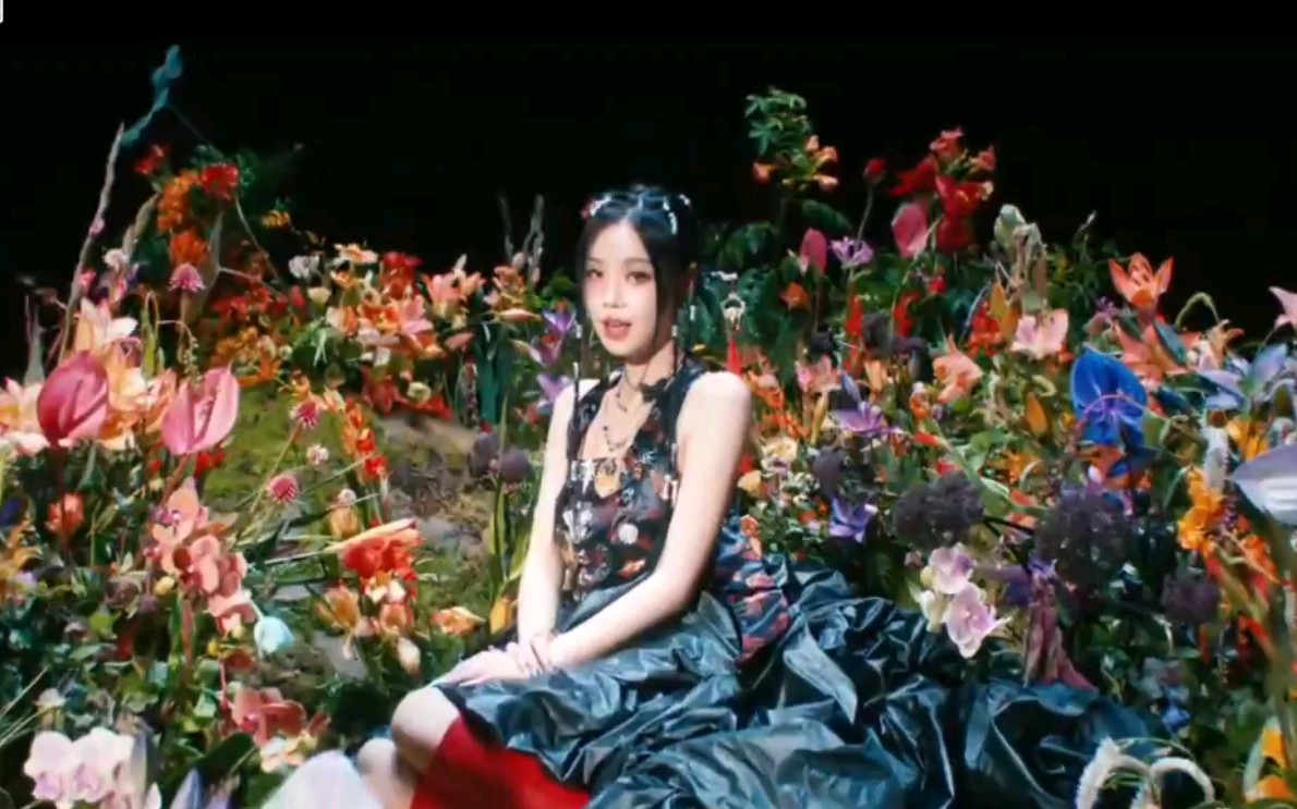 徐穗珍susu solo回归《小姐》mv reaction 好会勾人的美女