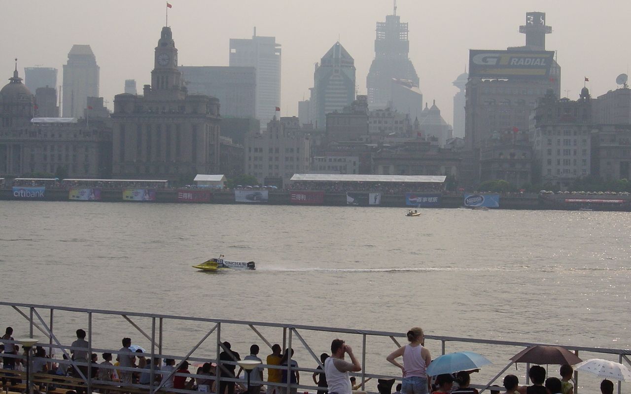 上海记忆2004年外滩黄浦江上的f1摩托艇大赛