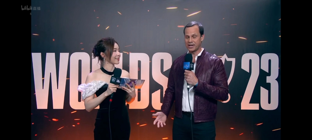 【赛前采访】余霜采访拳头策划