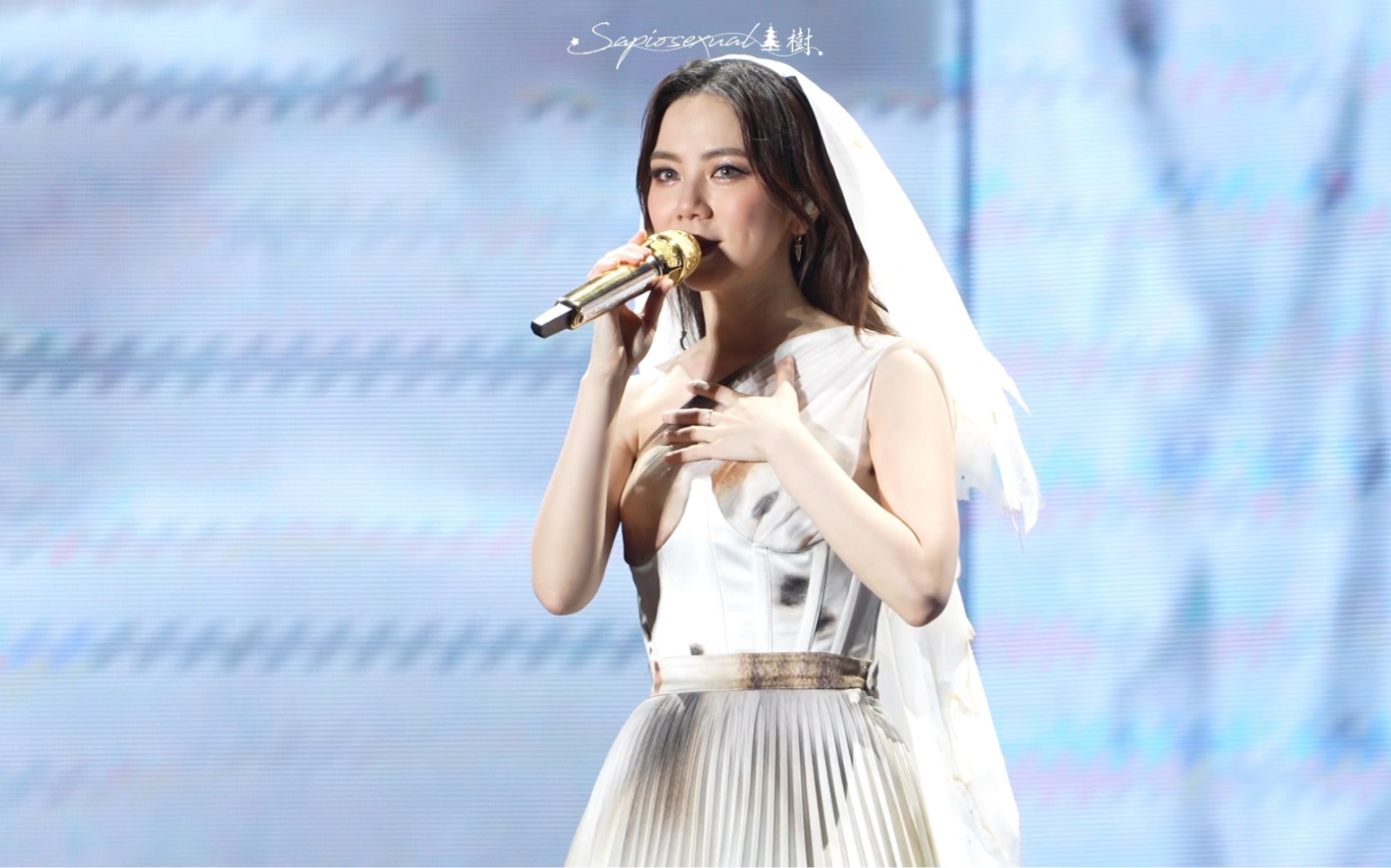 【邓紫棋】2023iamgloria世界巡回演唱会广州站1209talking——小哭包