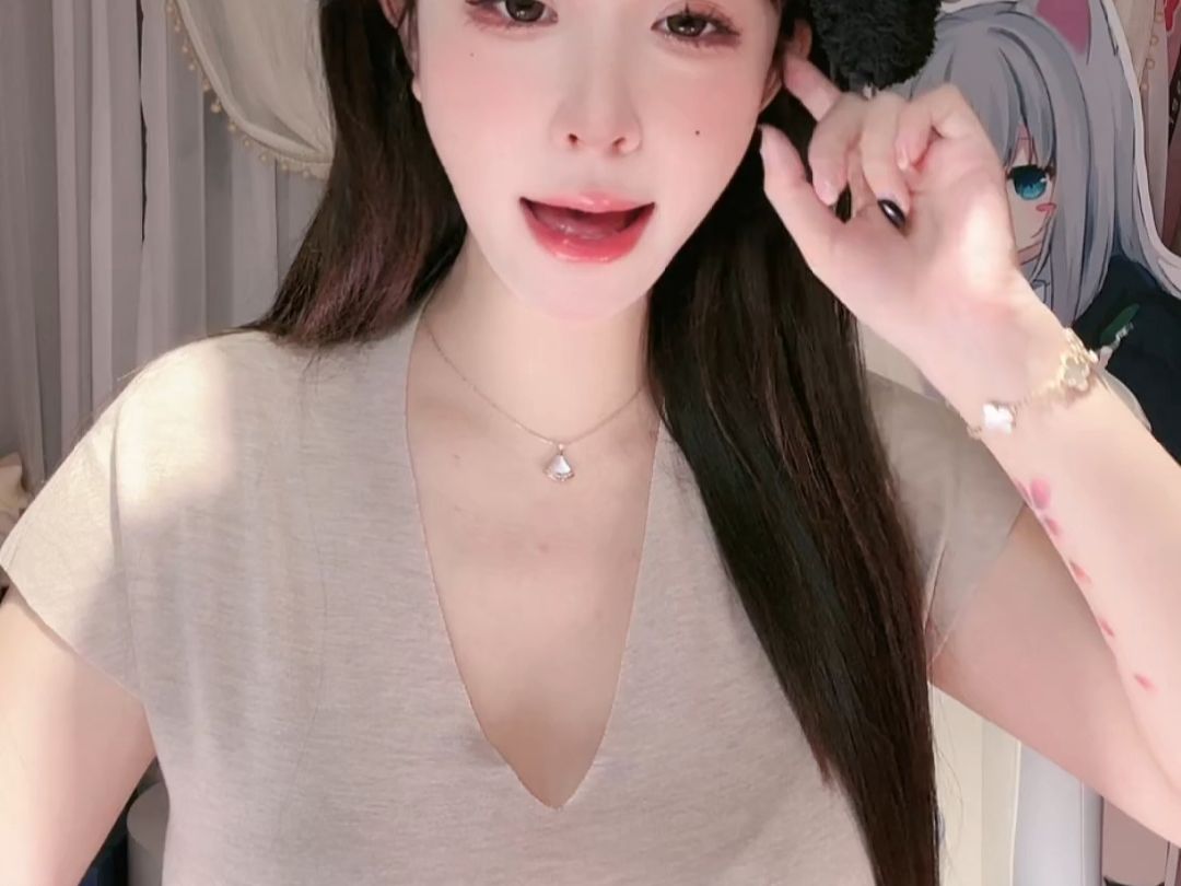 抖音猫九酱sakura20231126上