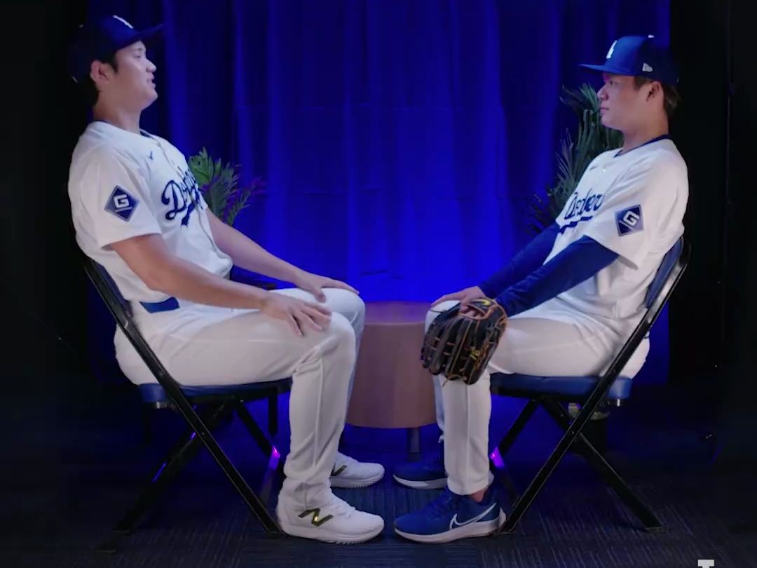 大谷翔平和山本由伸的憋笑比拼,看来是山本略胜.