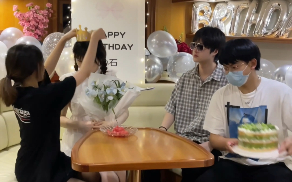 【小石奶凶】生日极速版?