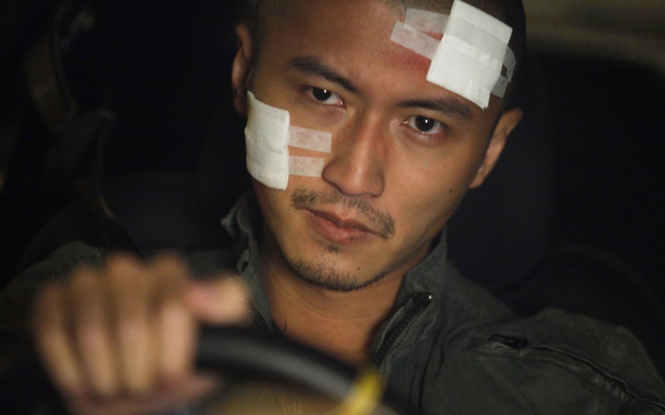 动作片:谢霆锋线人身份险被识破,张家辉临场应变,打消怀疑