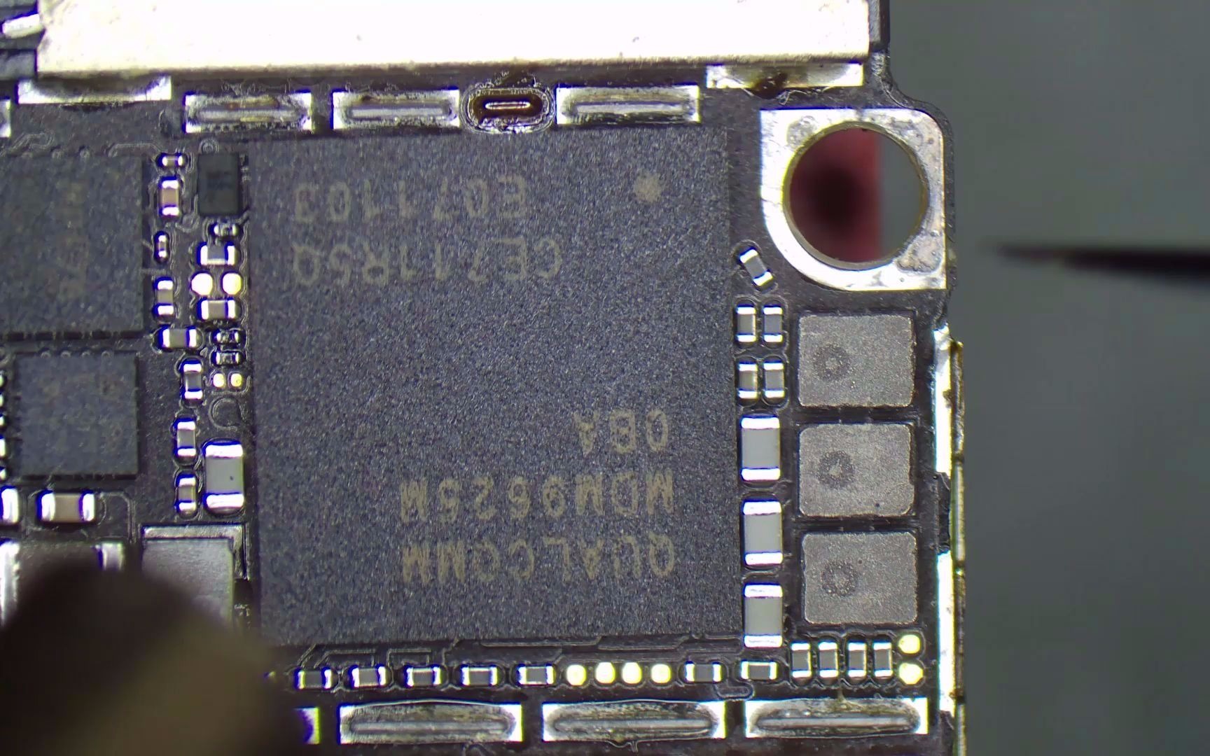 苹果手机插卡无服务基带cpu焊接植锡看视频学经验和技巧