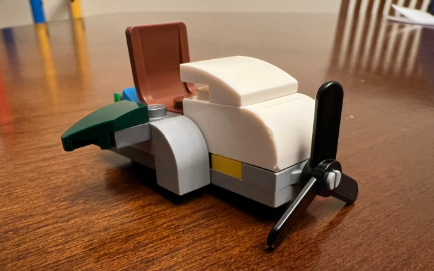 弟弟的乐高lego螺旋桨小飞机