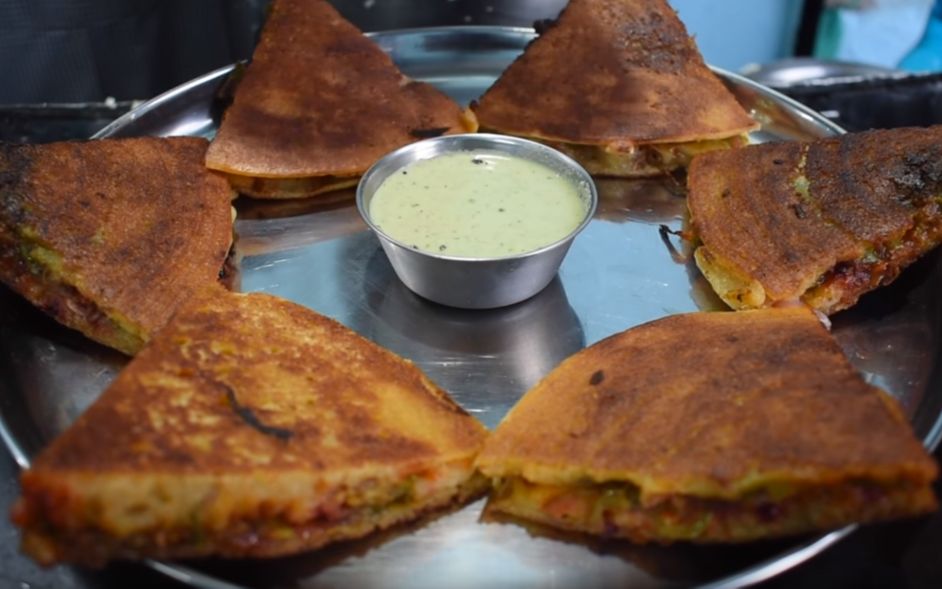 印度版披萨制作,主打双层黄油,口味重