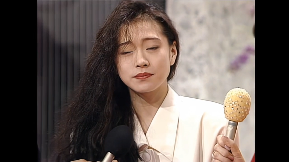 中森明菜甜美笑容