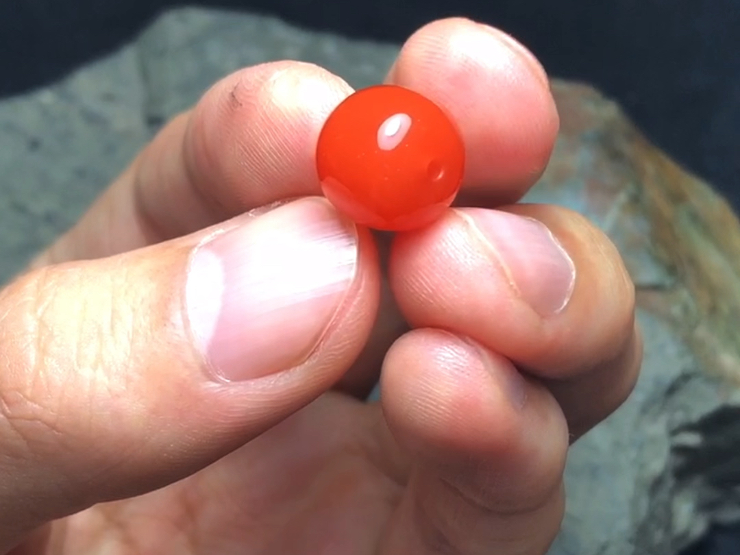 原矿保山南红老型珠!