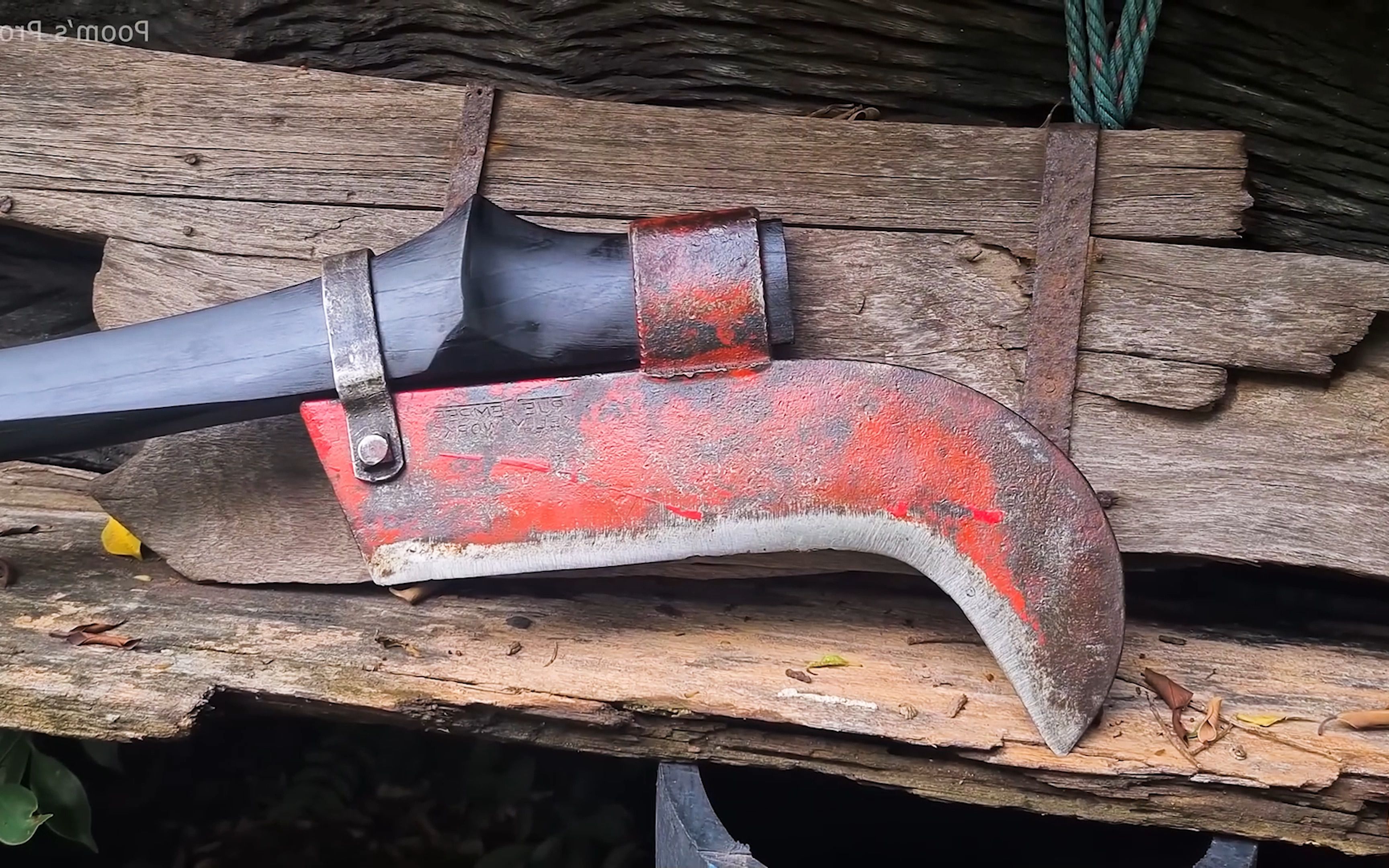 【手工翻新装柄 x 巨型砍斧】,谁知道这斧头是用来干嘛的吗?