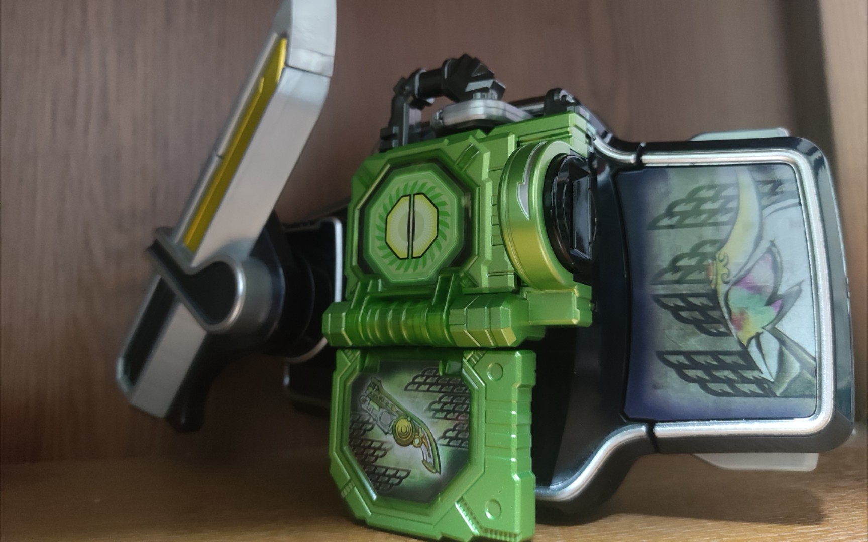 换色大法?假面骑士铠武 csm 胜哄蜜瓜锁种(简单试玩)