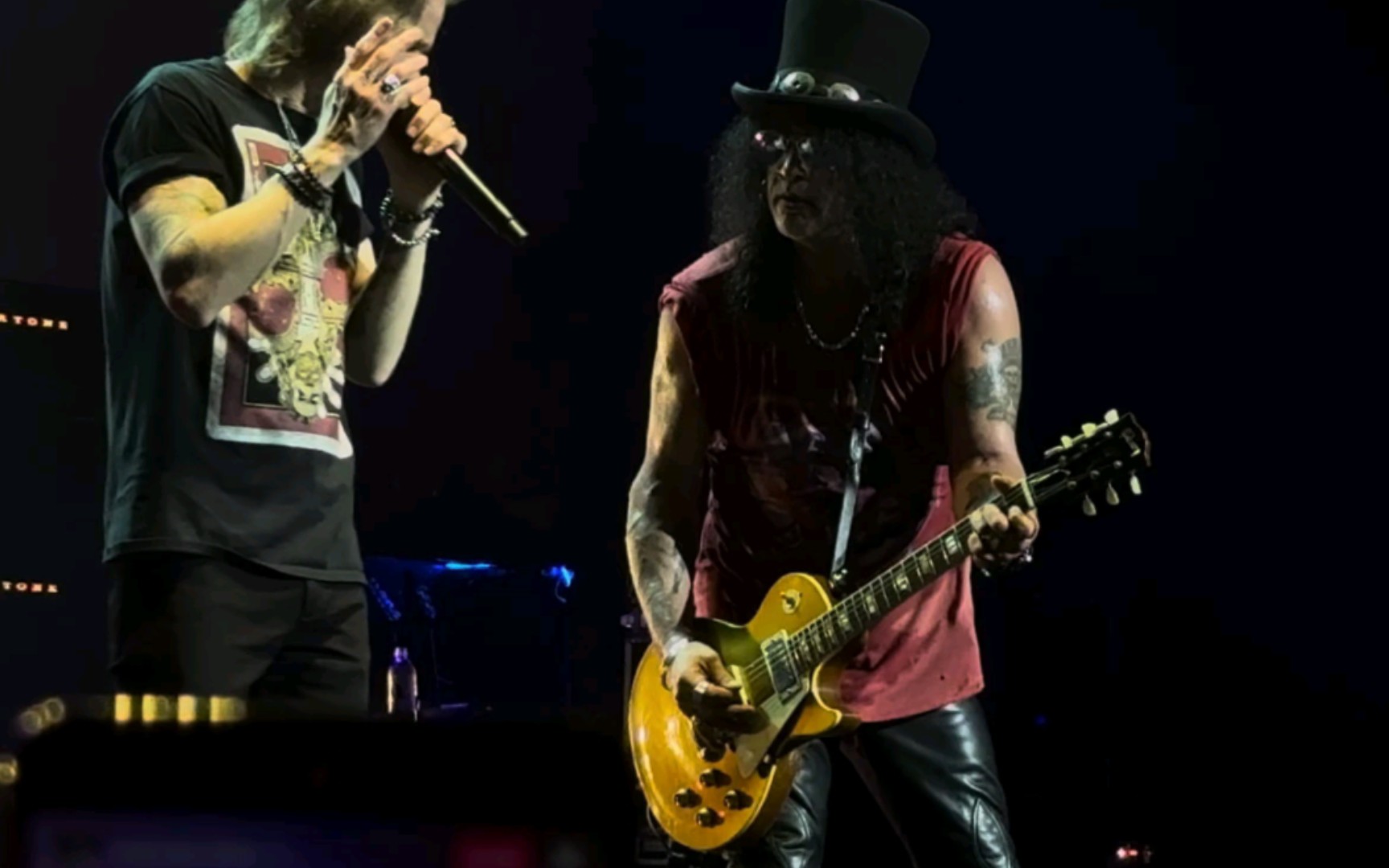 slash2024巡演居然也演这首,《starlight》!我最