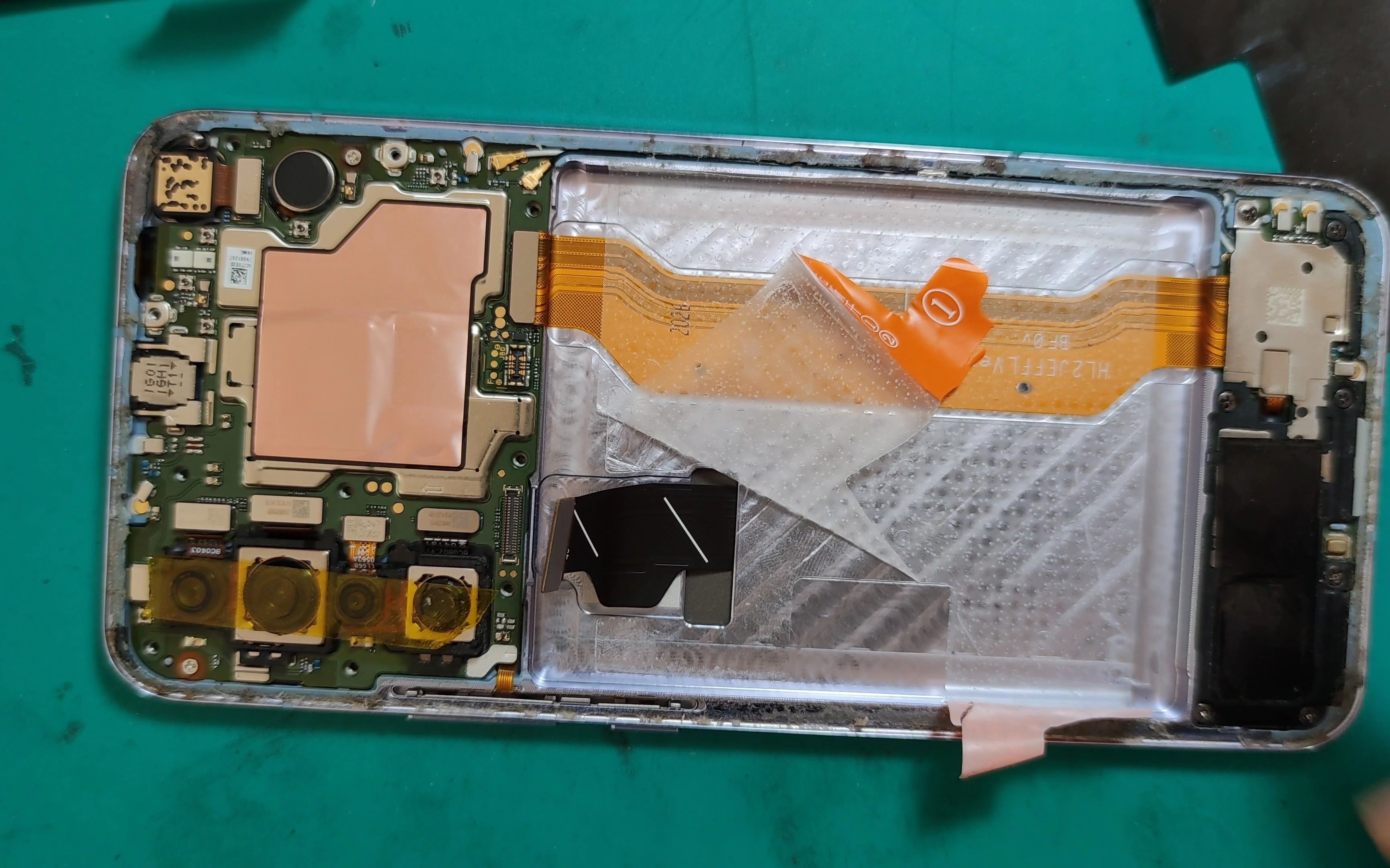 猴哥修手机华为nova7换外屏荣耀20重摔不开机修好加鸡腿