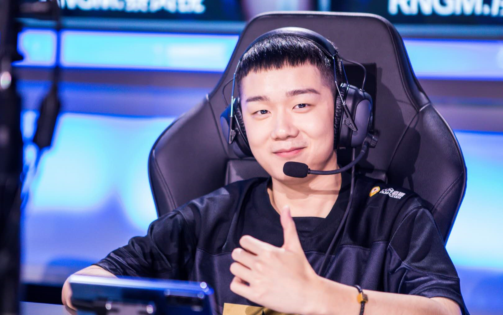 202113rngm虔诚搞会巅峰