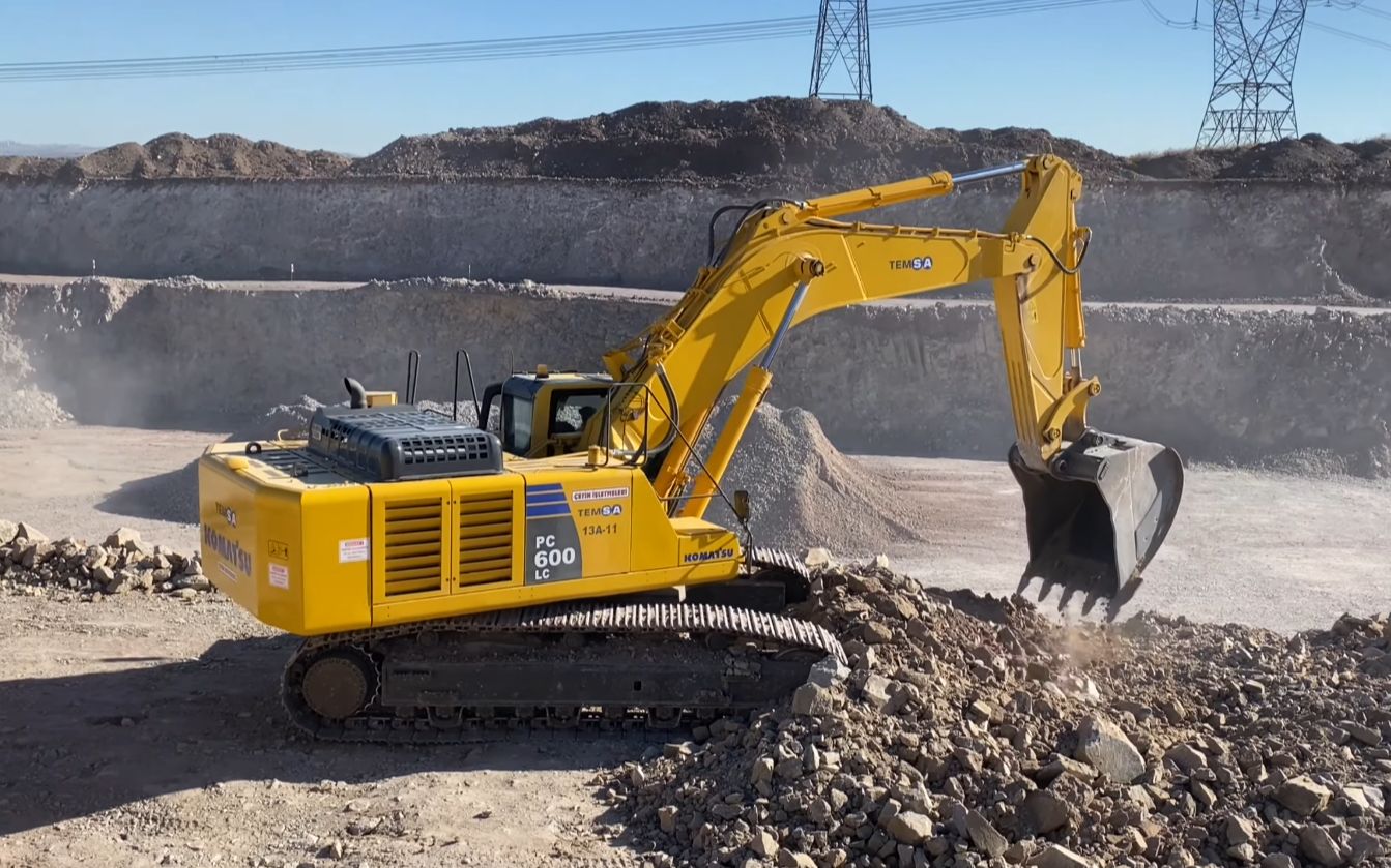 小松pc600lc挖掘机施工作业_哔哩哔哩 (゜-゜)つロ 干杯~-bilibili