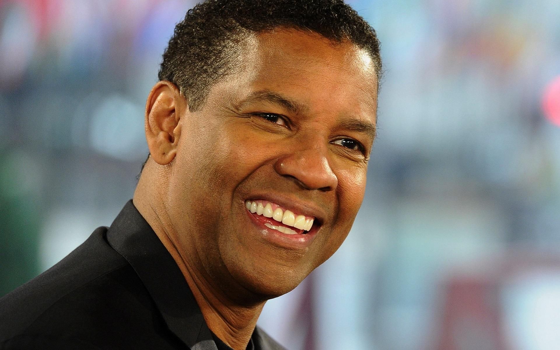 【中文字幕】丹泽尔·华盛顿今夜秀小爆史泰龙笑料