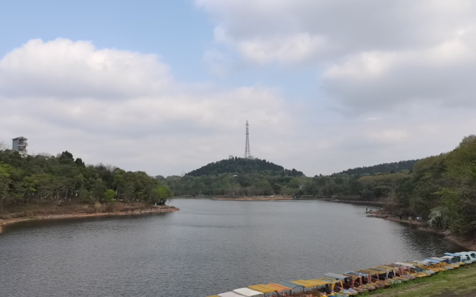 打卡德阳,热闹的文庙街,度假圣地东湖山公园