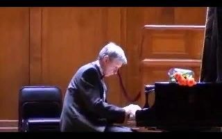 [图]【钢琴】Vladimir Ovchinnikov 巴赫 d小调托卡塔与赋格