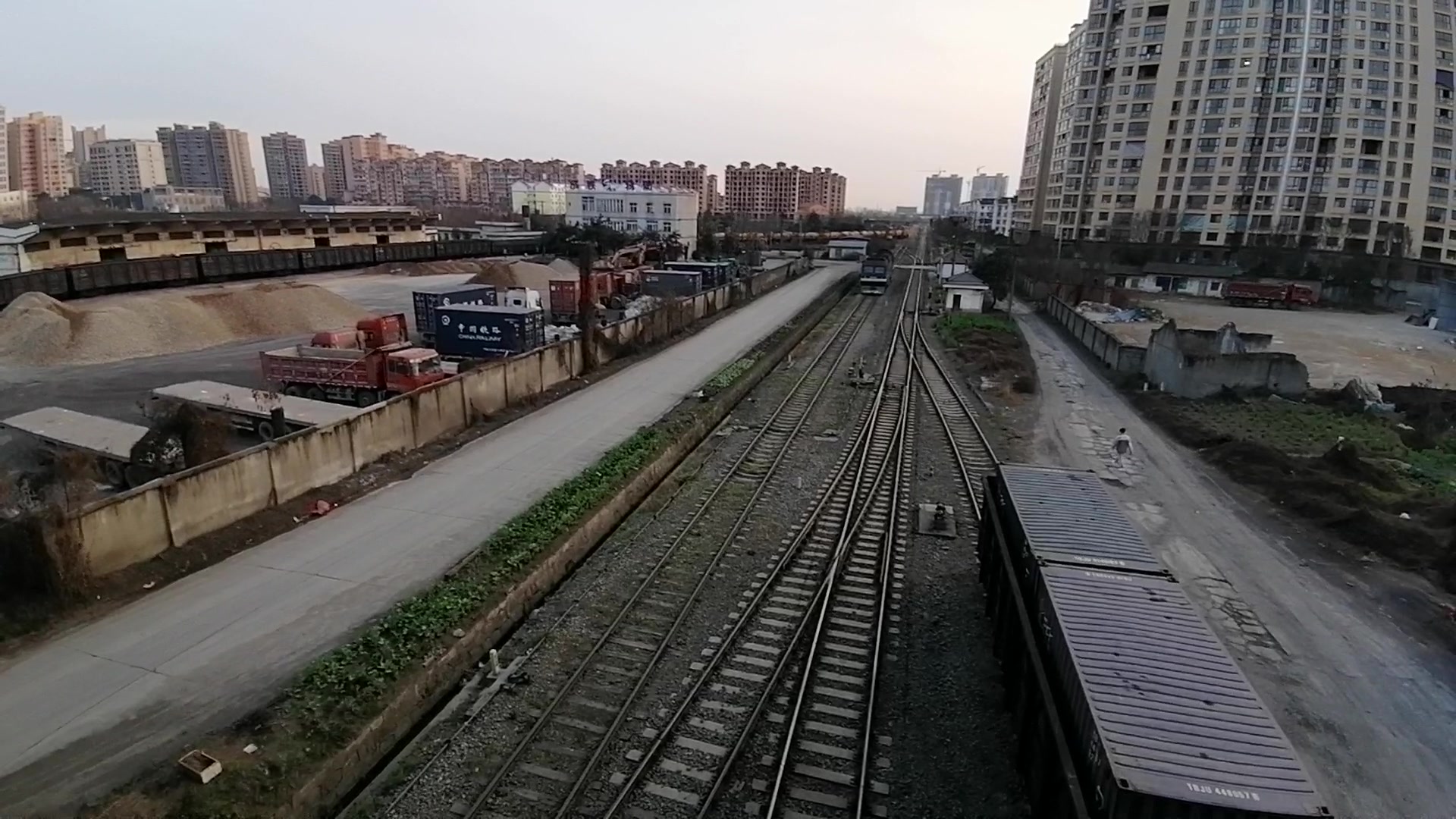 【库存】(手抖警告)德天铁路gk1e调车作业,一旁停着一只芭比