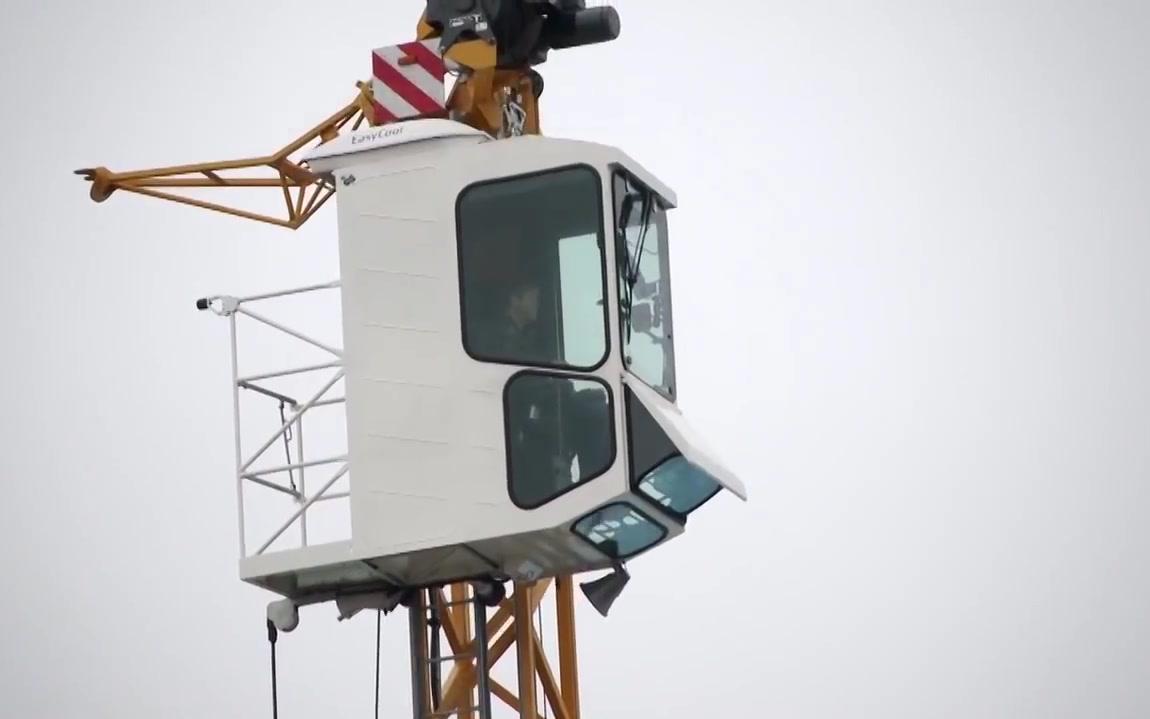 利勃海尔 mk88 这种轮式塔吊在中国绝对没有见过_哔哩哔哩 (゜-゜)つ