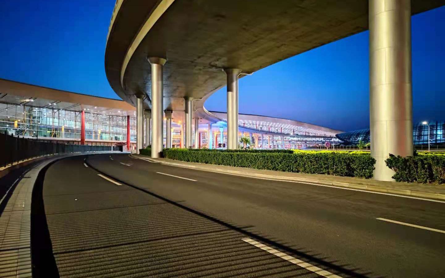 6.12北京首都国际机场36r跑道夜景直录