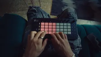 Скачать видео: Ableton Move 新品发布 便携创作