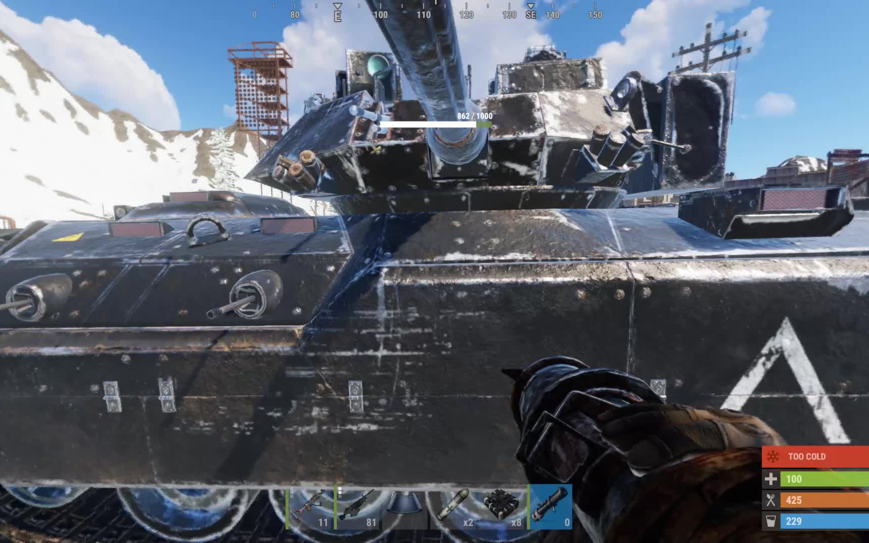 千笑rust腐蚀实况 火箭弹爆炸子弹c4炸坦克实测皮肤展示