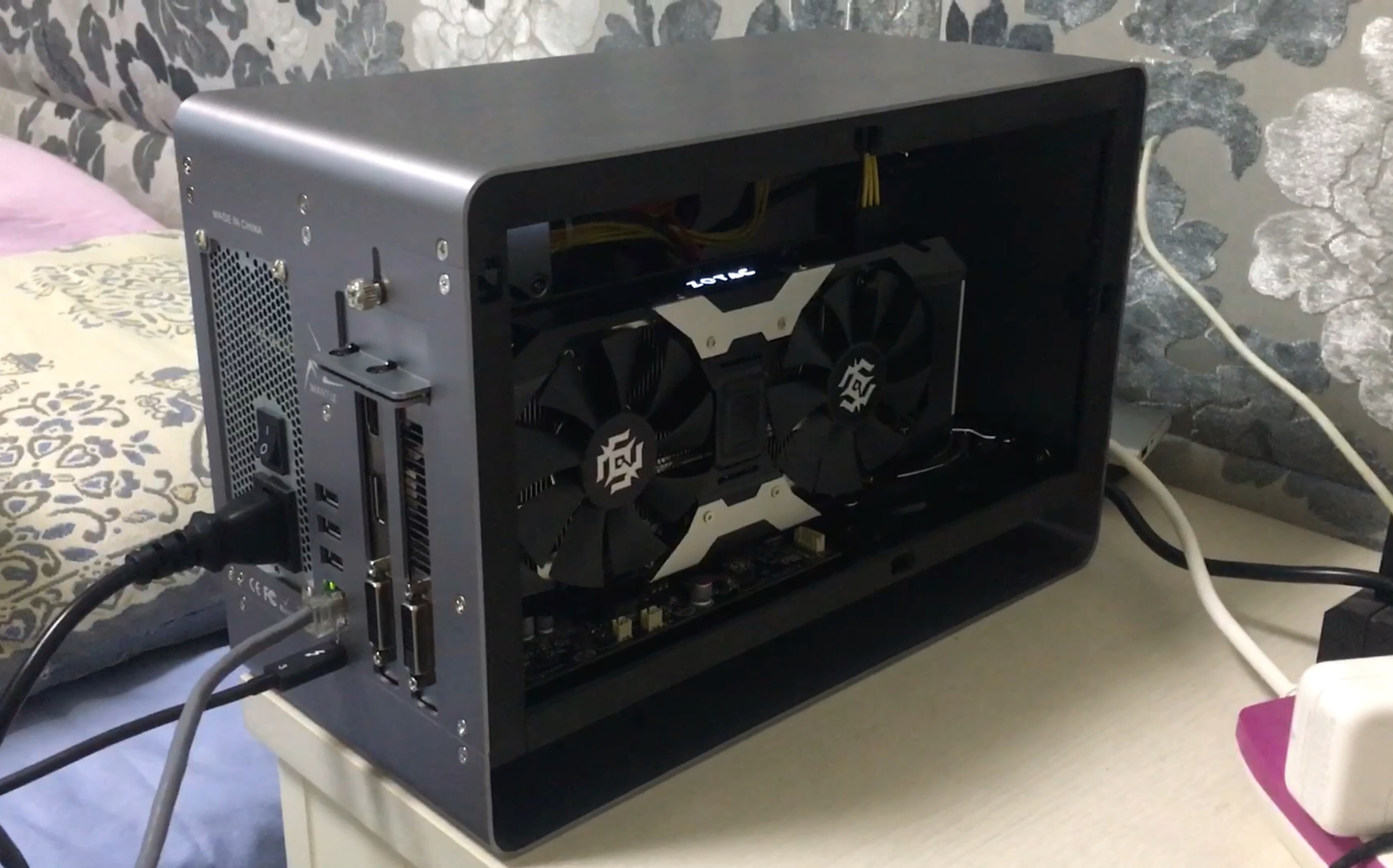 mantiz显卡扩展坞开箱