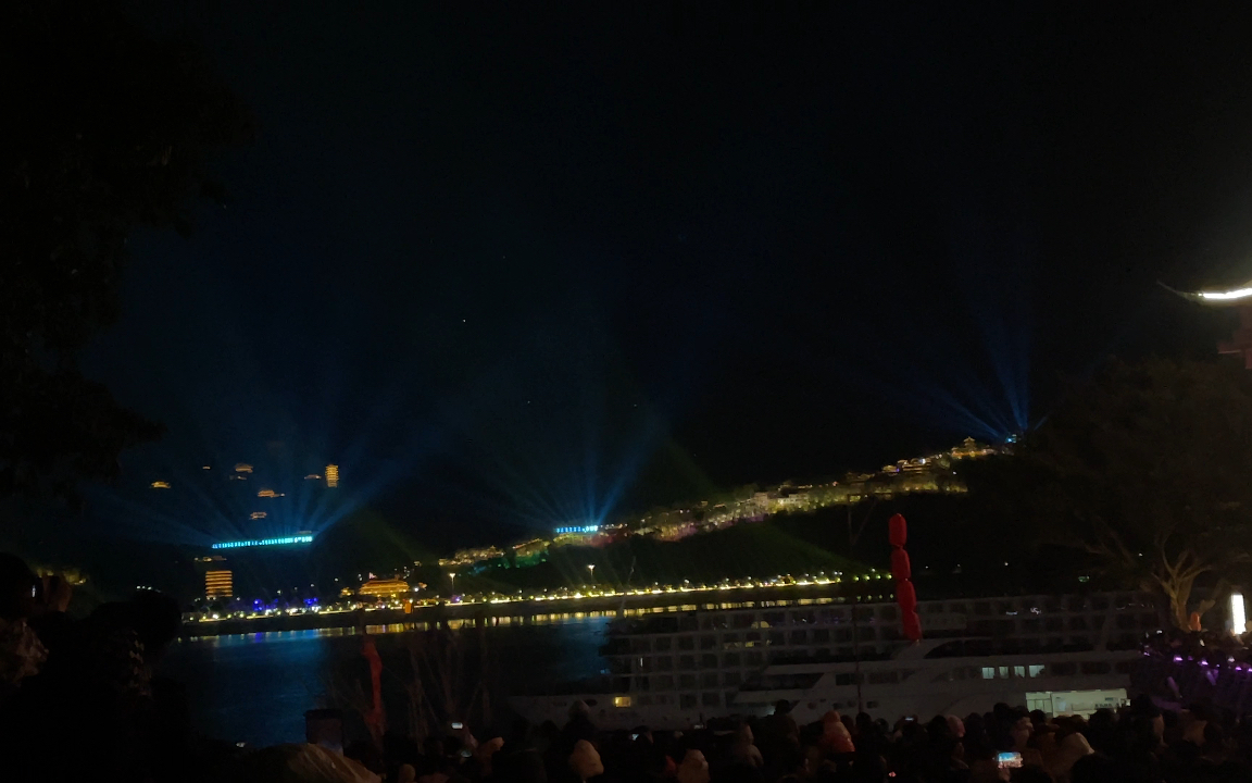 丰都祈福节灯光秀