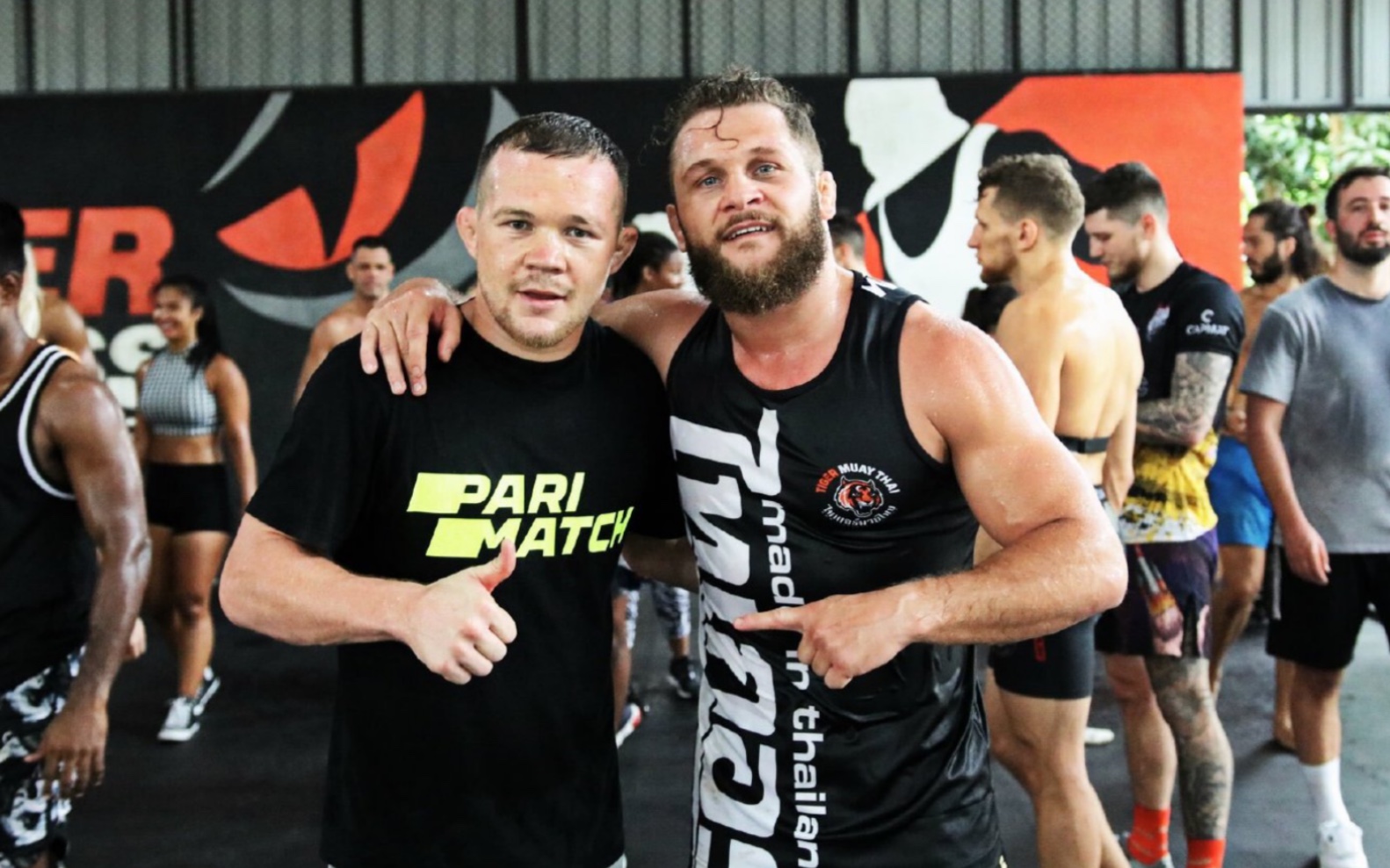 ufc轻量级超新星斐济耶夫的泰拳比赛