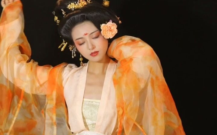 仿妆|佟丽娅古装造型 汉服 汉服发型 佟丽娅仿妆 妆造_哔哩哔哩_bili