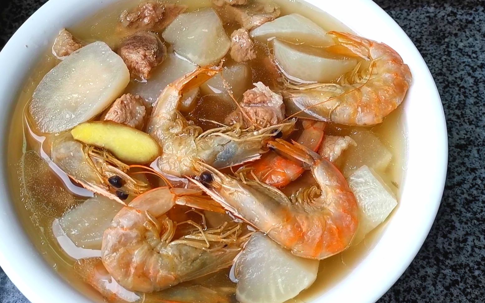 福建大姐分享瘦肉虾干萝卜汤做法,营养丰富,比排骨汤还好喝