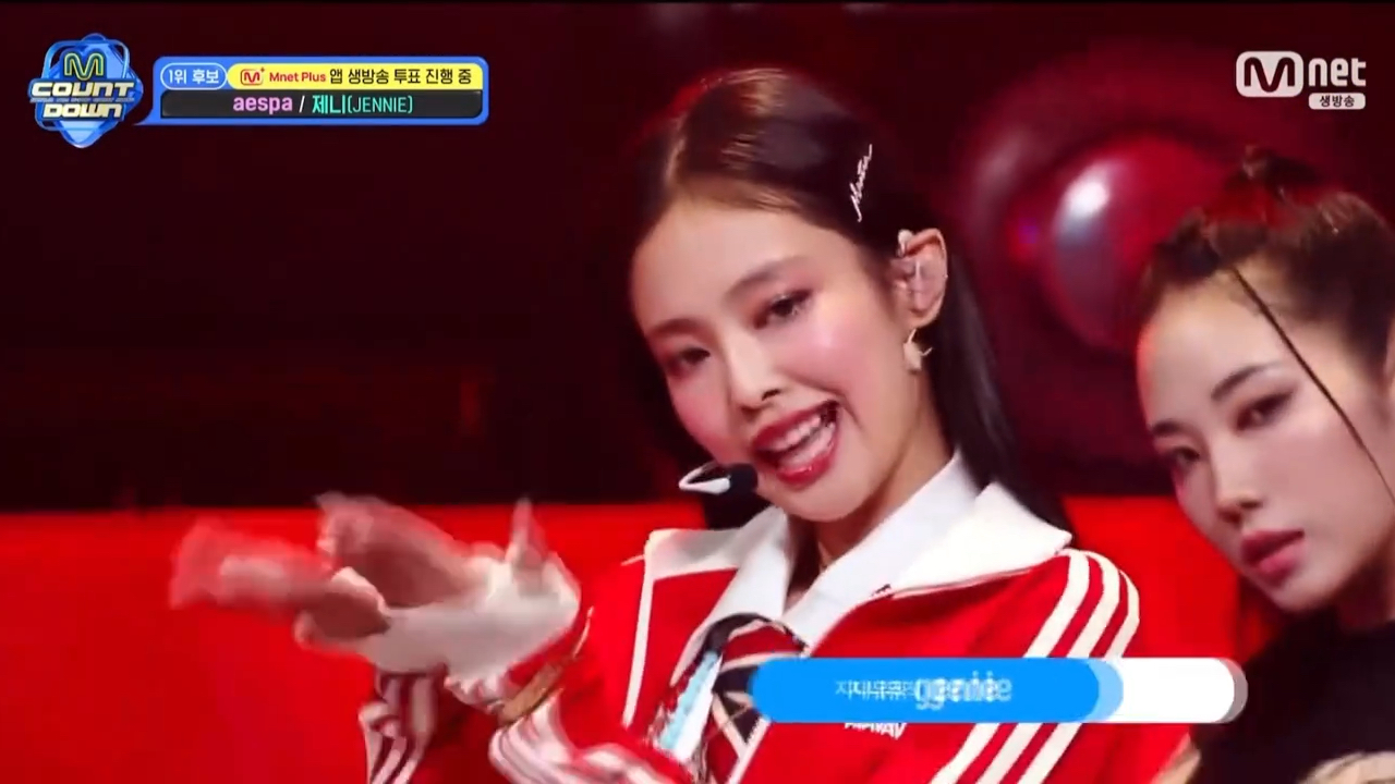 jennie新曲《mantra》韩国首打歌舞台!红色妮妮太好看了!