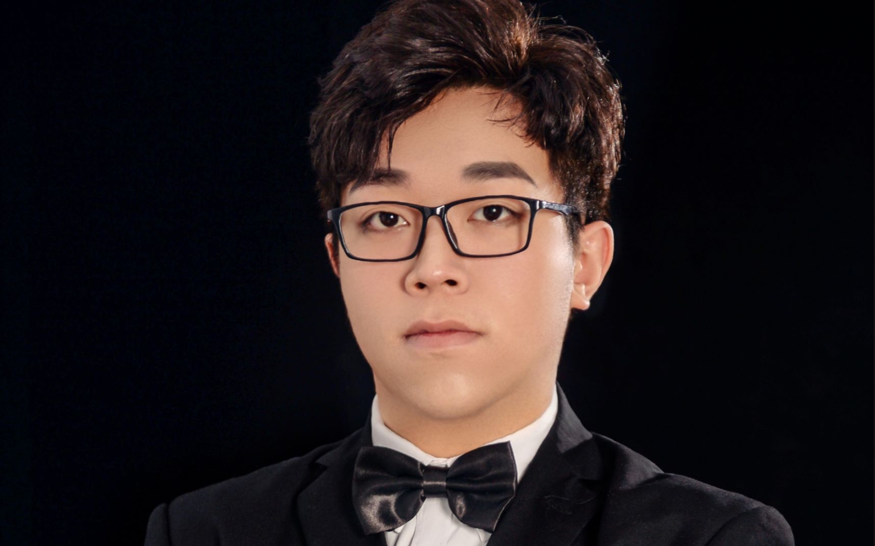 2021云春晚额尔古纳演唱者张炳麟