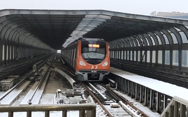 北京地铁房山线阎村东方向原速pov