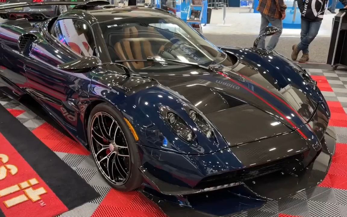 终极超级跑车!帕加尼huayra roadster bc全方位实拍