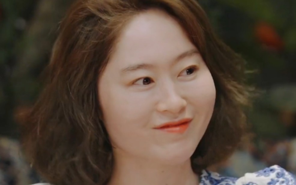 【马君妍】君妍姐尊的太可爱了"大人玩这个多没意思啊,小孩玩才有意思