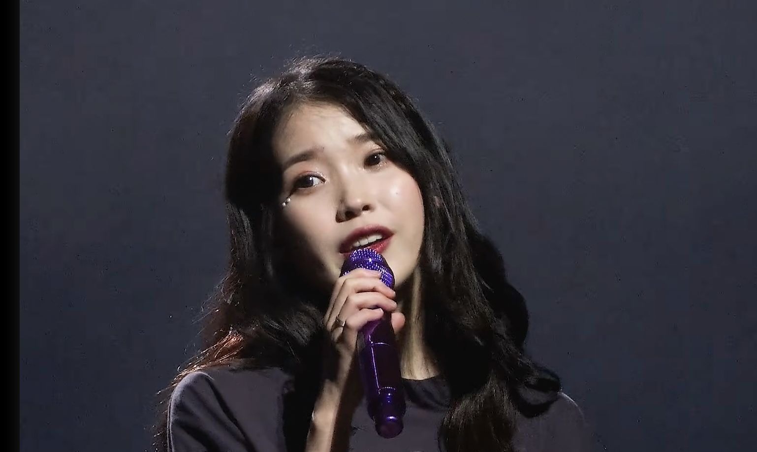 IU | 《Heart》 超好听又治愈的一首歌哔哩哔哩bilibili