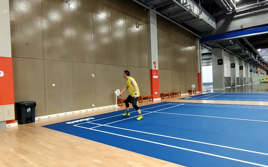 羽毛球正反手抽墙训练