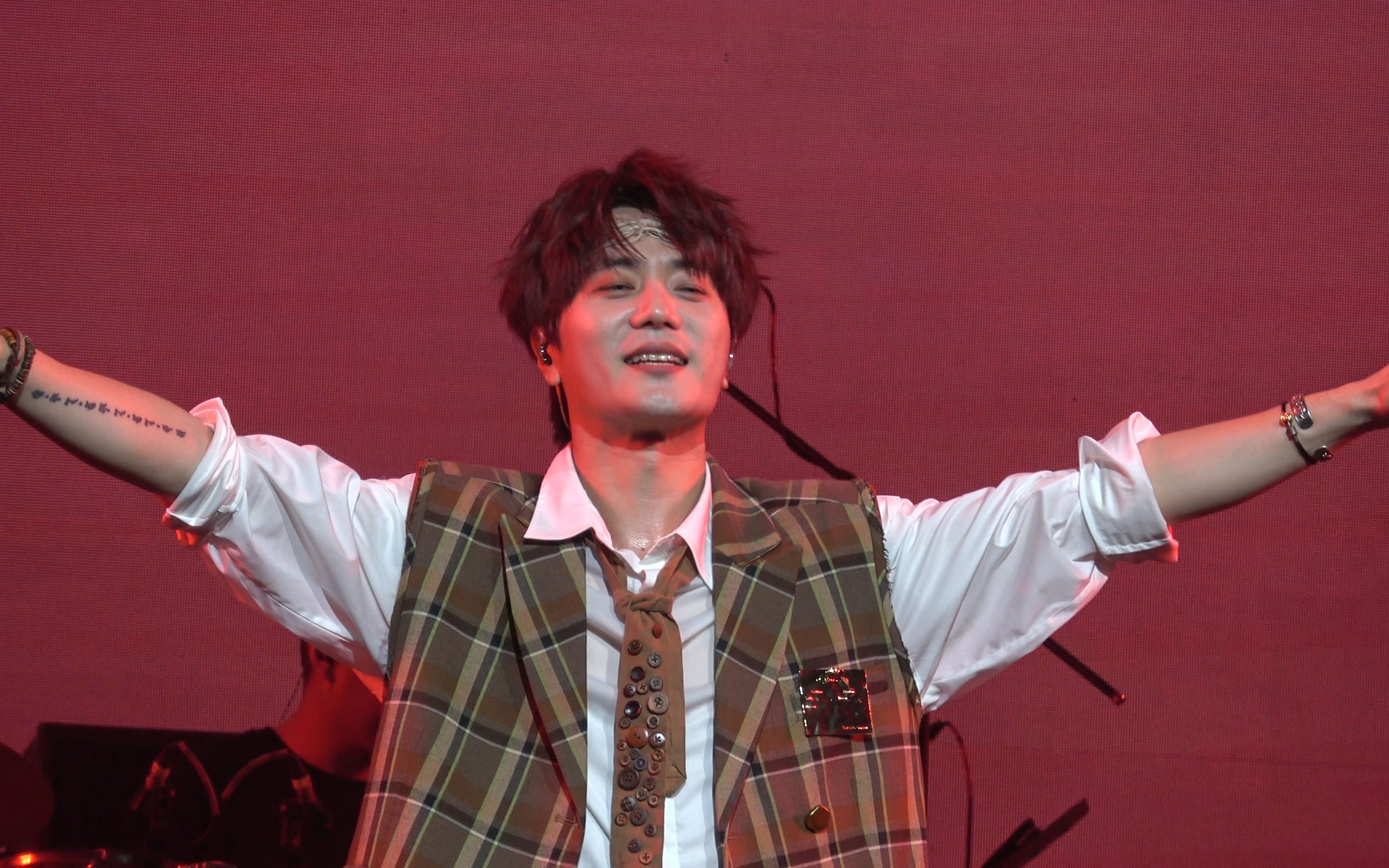 【陆虎】《雪落下的声音》超清正面直拍完整版深圳海山日月音乐节