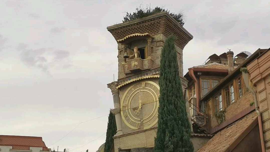 格鲁吉亚～第比利斯木偶钟楼～人的一生